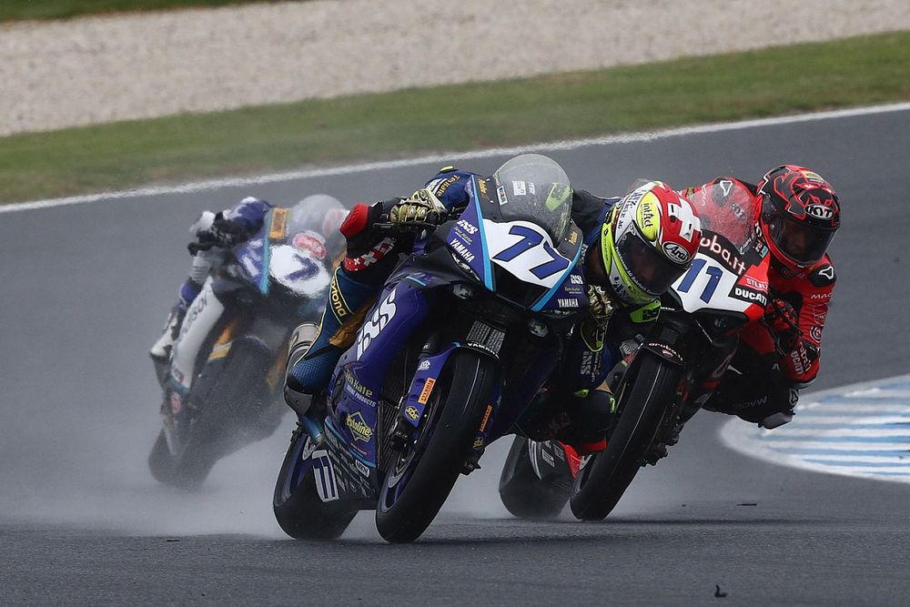 Razgatlioglu: Gaya Berkendara Aegerter Sudah Sesuai Superbike