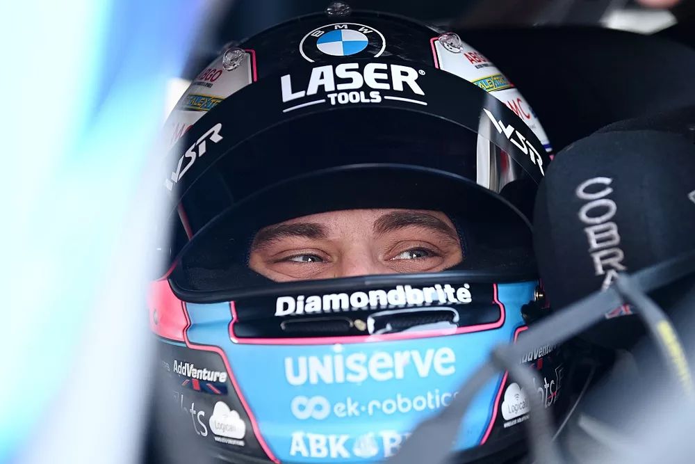 Jake Hill, Laser Tools Racing with MB Motorsport BMW 330e M Sport 