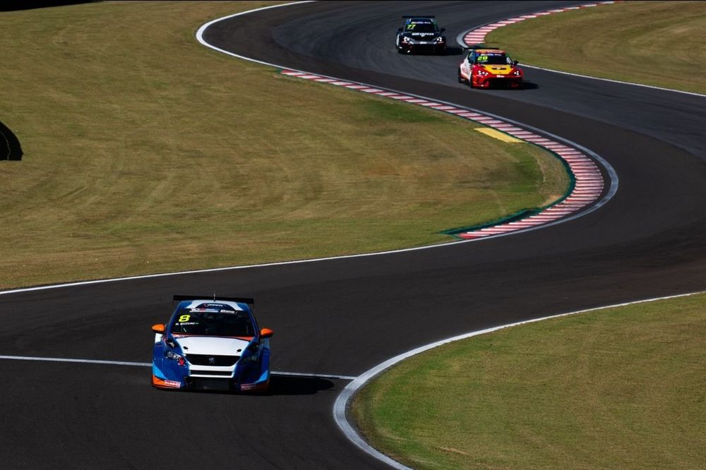 TCR South America; Velocitta