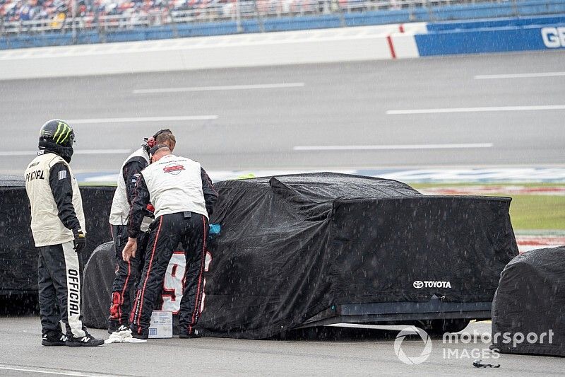  Parker Kligerman, Gaunt Brothers Racing, Toyota Camry TRD 40th Anniversary rain delay