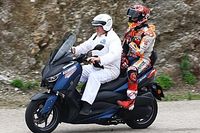 Marquez: "Sono caduto piano, ma mi sono sublussato una spalla"
