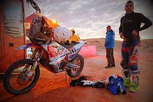 Noc na trasie Rajdu Dakar