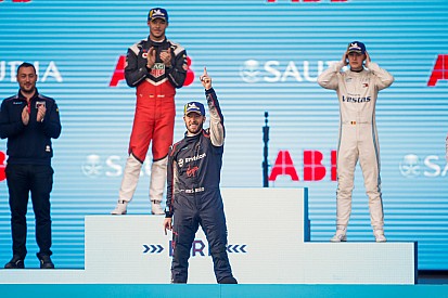 Diriyah E-Prix:伯德取得“开门红”,保时捷、梅赛德斯登上领奖台