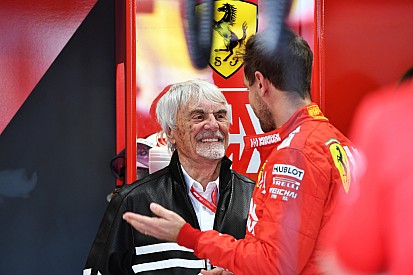 Ecclestone: "Hamilton chez Ferrari? Il ne parle pas italien, il ne ferait pas aussi bien qu'avec Mercedes""