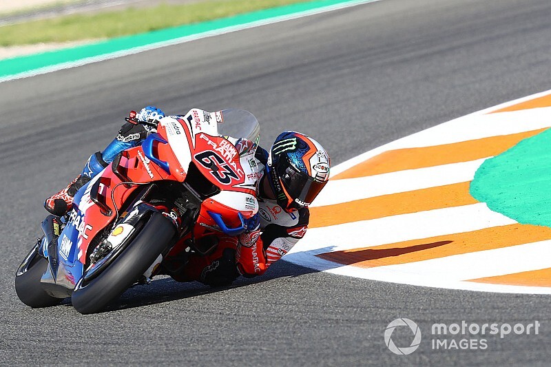 Confermata la frattura del polso per Bagnaia