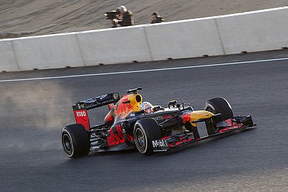 Verstappen nagyon élvezte a két vak, döntött kanyart, de nem gyűjtöttek adatokat a pályáról