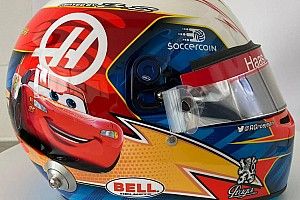 Photos - Un casque spécial "Cars" pour Grosjean à Austin