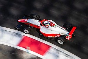Egy nap alatt 37 büntetést osztottak ki az F4 UAE-ben