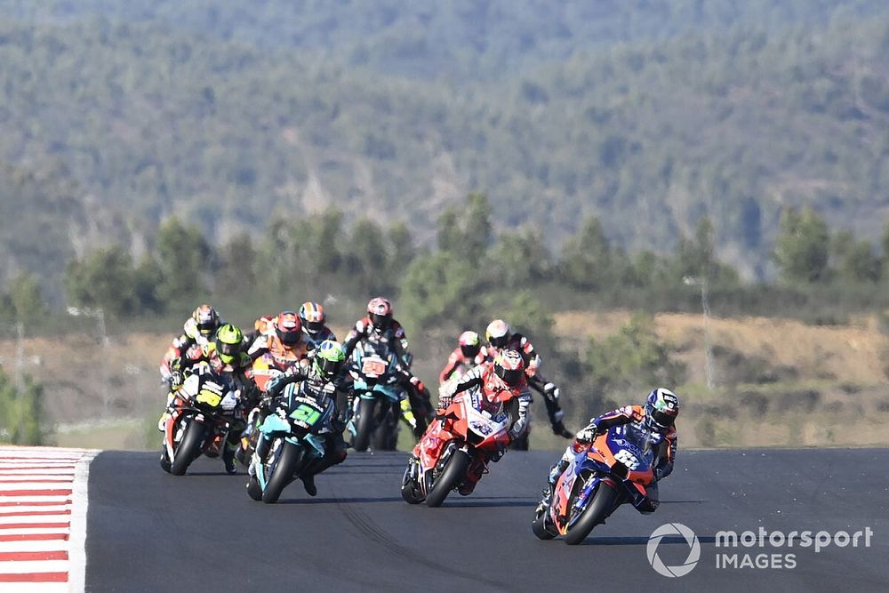 Sensationele Oliveira dominant naar winst in Grand Prix van Portugal