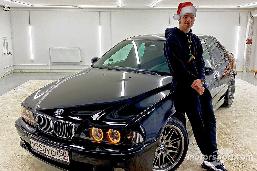 Шварцман разыскал и выкупил отцовский BMW