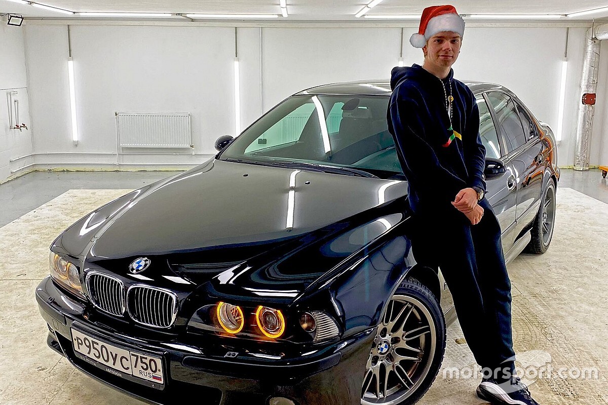 Шварцман разыскал и выкупил отцовский BMW