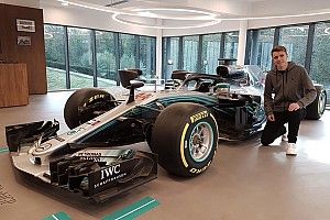 Vesti: "Mercedes'in genç sürücüsü olmak baskıyı artırmıyor"