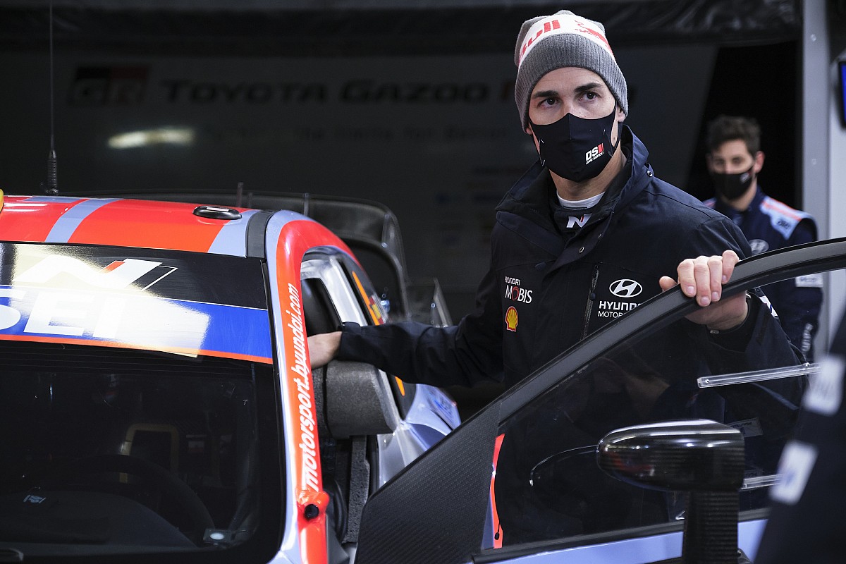 Sordo Tertarik Tampil di Reli Portugal atau Kroasia