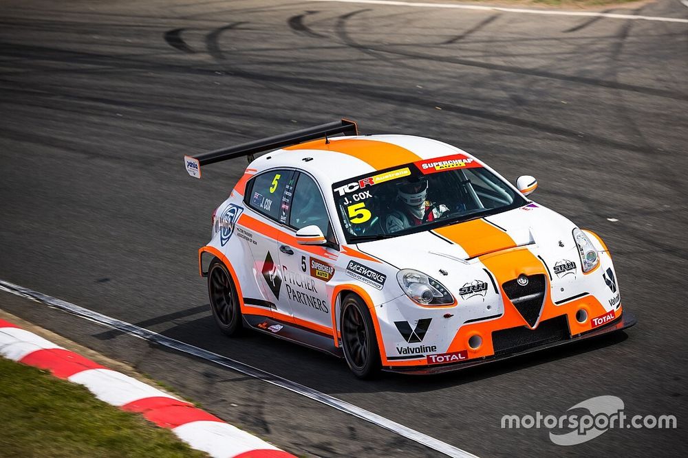 Tasmania TCR: Cox takes first victory