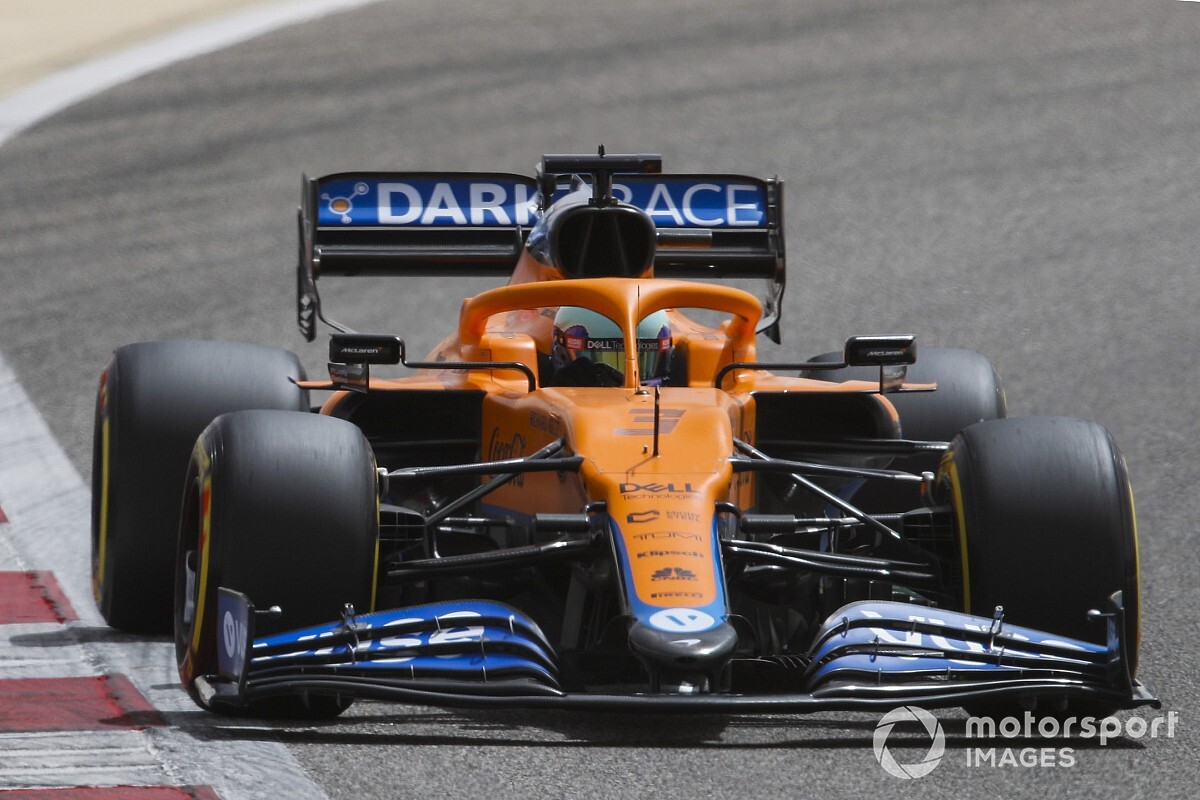 F1: Ricciardo lidera segundo dia no Bahrein; Hamilton e Mercedes voltam a ter problemas