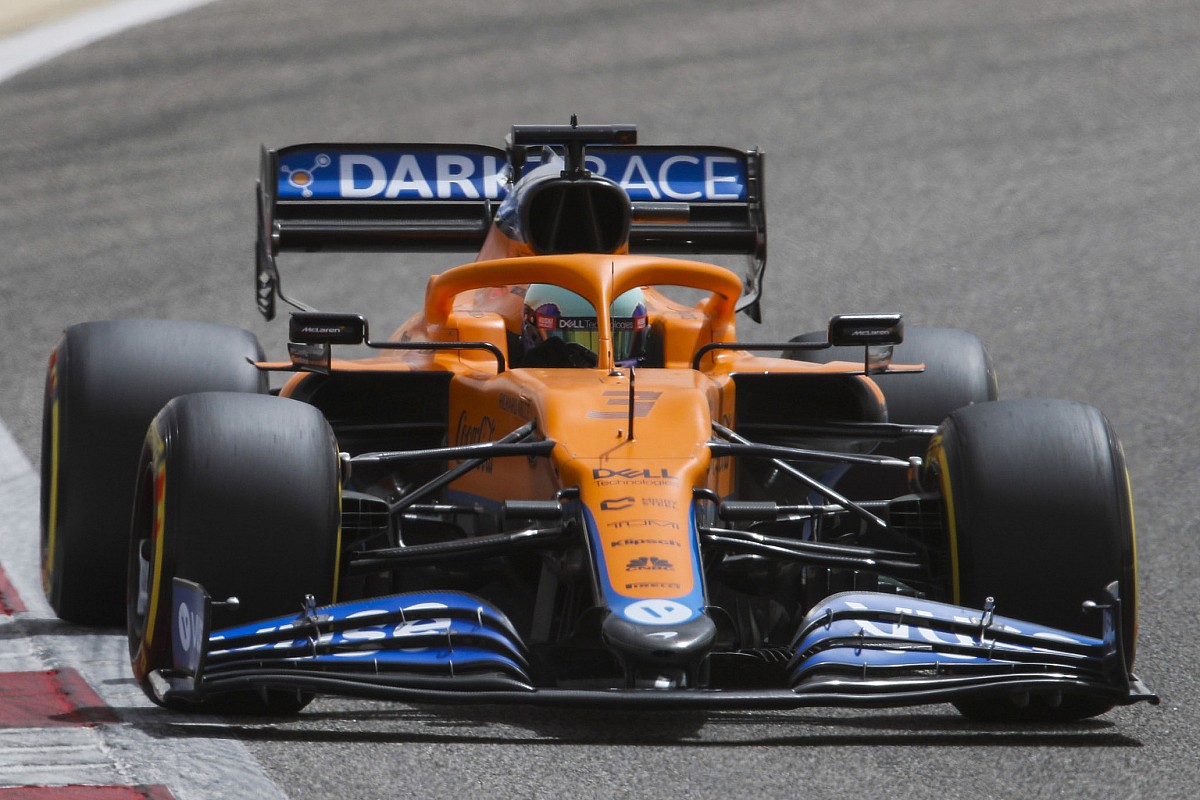 Ricciardo blijft Alonso voor in F1-test, schuivertje Hamilton