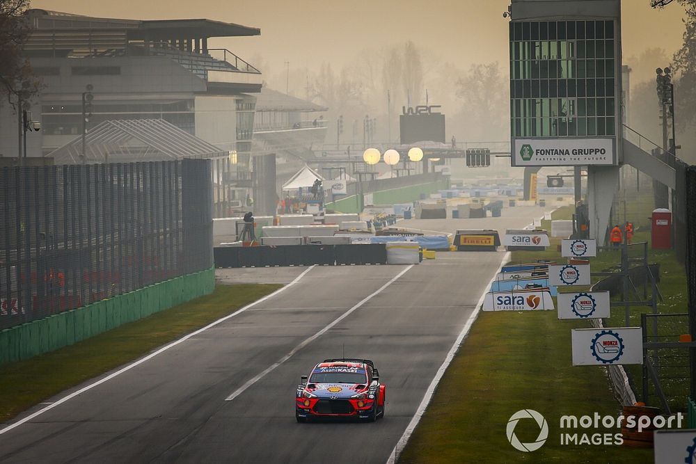 Dani Sordo, Carlos Del Barrio, Hyundai Motorsport Hyundai i20 Coupe WRC