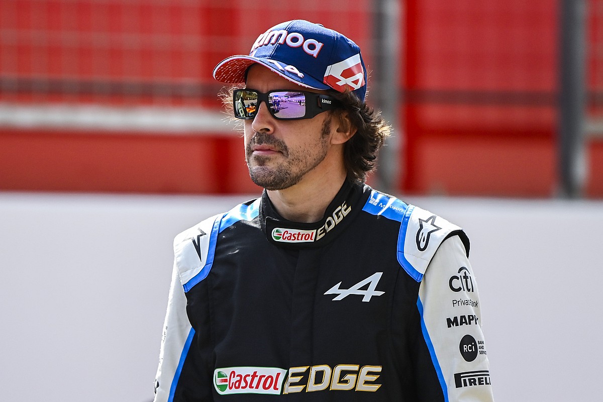 Alonso wacht tweede kaakoperatie: “Maar ik voel me prima”