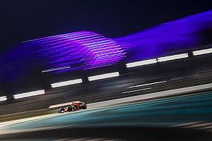 Fotogallery F1: Verstappen brilla con la Pole di Abu Dhabi