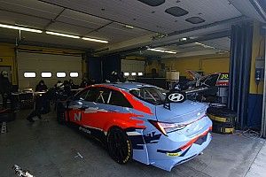 Hyundai prepara la Elantra per il WTCR e affina la i30