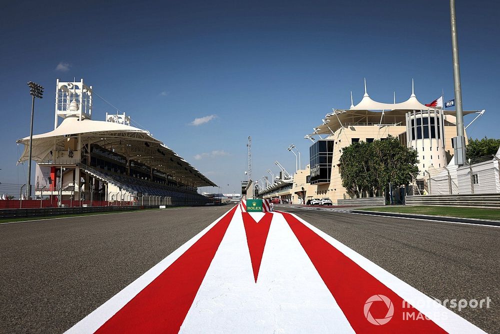 A view of the pit straight and pit entry