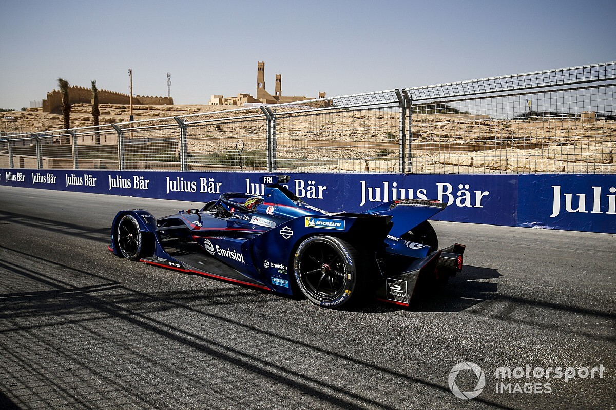 Roma dan Valencia Gelar Balapan Ganda Formula E