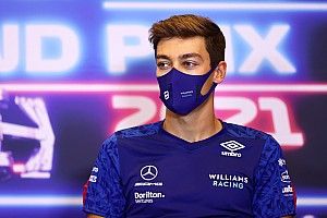 Vettel kritizálta, Russell megvédte az FIA-t