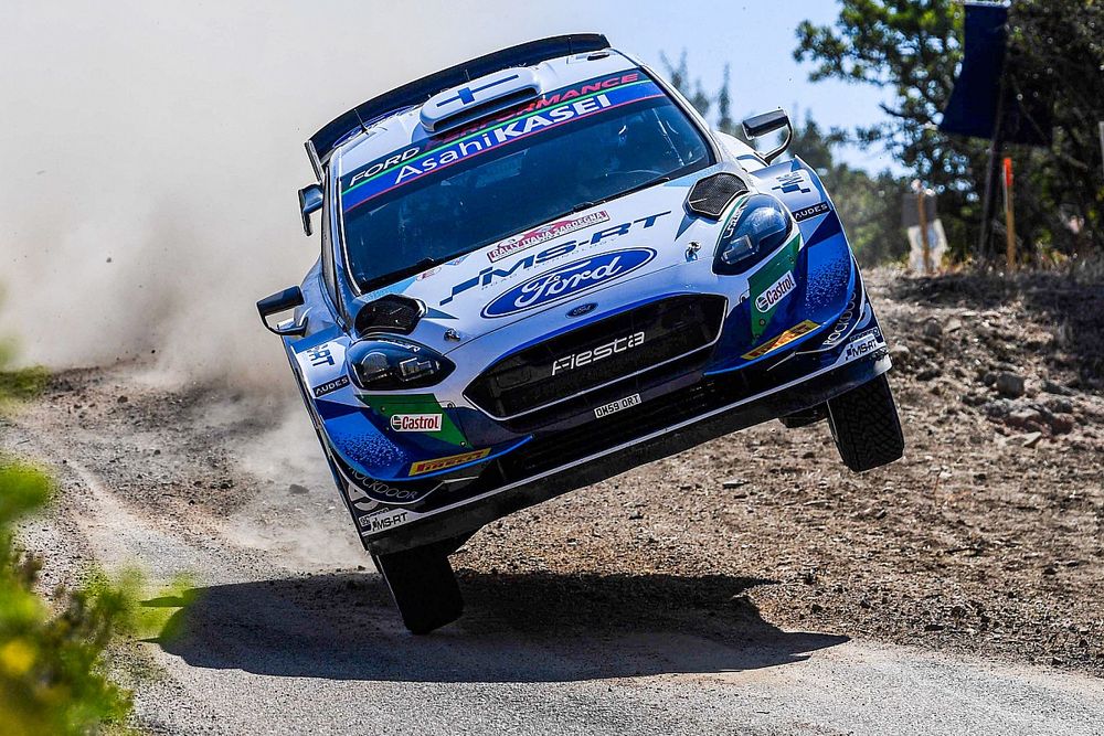 Пилот Ford 2-й раз за год вылетел на первом же допе WRC