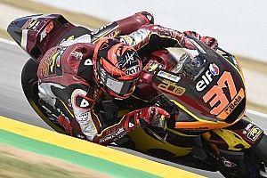 Moto2オランダ初日:アウグスト・フェルナンデス総合トップ。KTM Ajoのレミー&ラウル争い続く