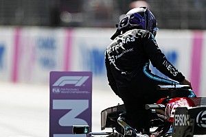 ハミルトン異例の3アタック敢行も、焦りが裏目に? ラストアタックは「遅れを取り戻そうと……」
