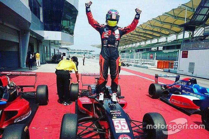 Daniel Cao, juara umum Formula Renault Asia 2018