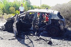 Videó és fotók: ennyi maradt Breen porrá égett Citroenjéből