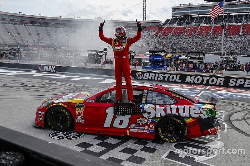 1. Kyle Busch, Joe Gibbs Racing, Toyota Camry Skittles