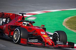 В Red Bull не увидели смысла копировать радикальную конструкцию антикрыла Ferrari