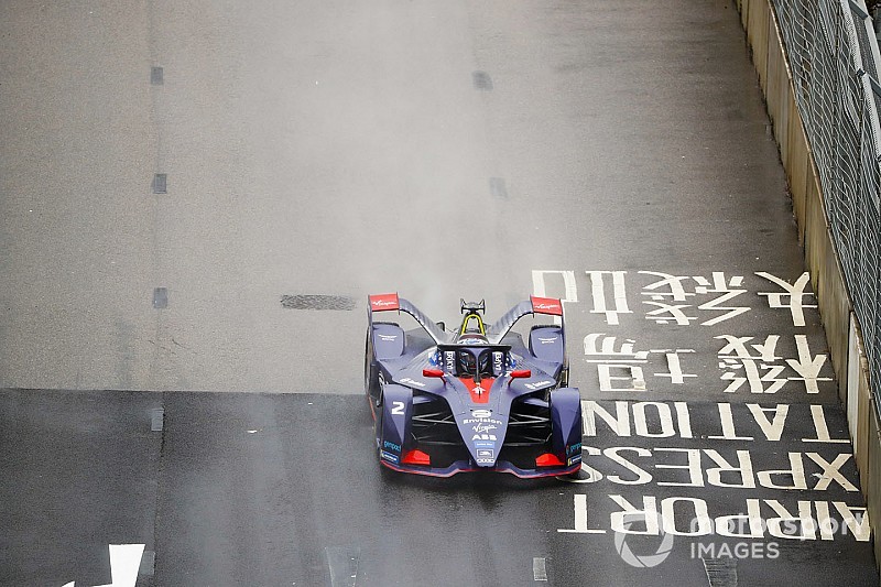 Újabb drámai futam a Formula E-ben: Bird nyert Hong Kongban Massa csapattársa előtt