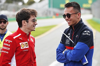 Albon: "Je wint maximaal een paar honderdsten van Leclerc"
