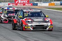 Rob Huff brucia Oriola al via e va a festeggiare in Gara 2 a Suzuka