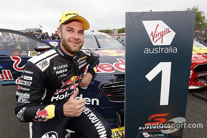Pukekohe Supercars: Van Gisbergen overcomes penalty to win thriller
