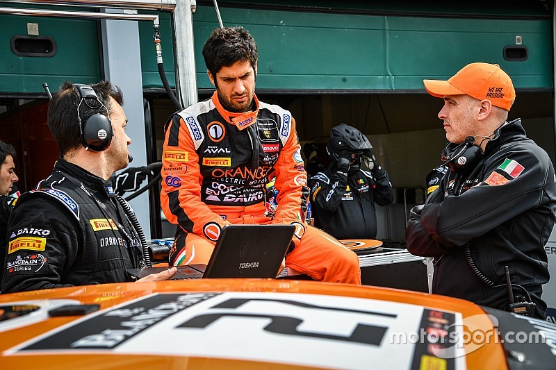 I colori Orange1 dal Team Lazarus alla Emil Frey Racing?
