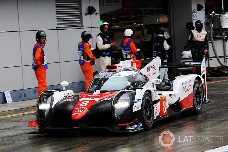 Toyota insiste en que tenían suficiente combustible para el final