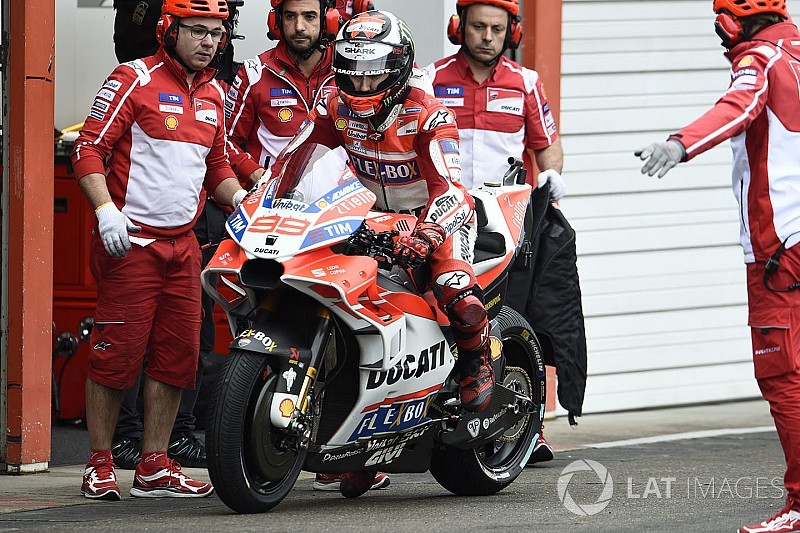 Lorenzo: Selain fairing, Ducati hanya sedikit berubah