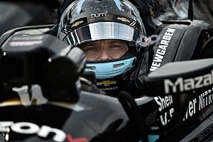 Iowa IndyCar: Newgarden leads Penske 1-2-3 in first practice