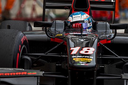 Nick De Vries conquista la vetta della classifica nelle Libere di Baku
