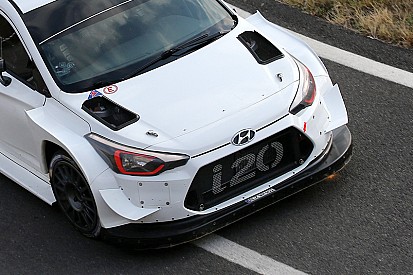 Hyundai: debutto nei test del nuovo paraurti anteriore della i20