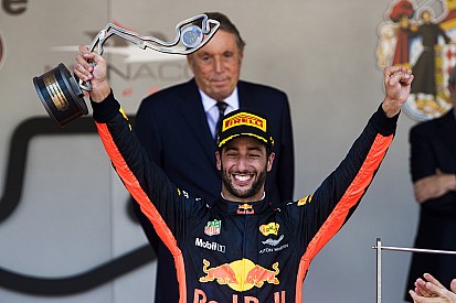 Ilyen laza a Red Bull a Forma-1-ben és Monacóban