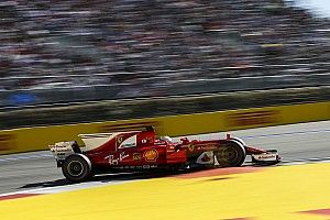 Взлеты и падения на «Сочи Автодроме»: Ferrari