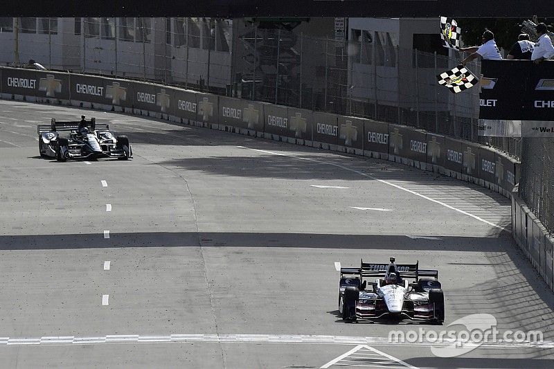 Graham Rahal, Rahal Letterman Lanigan Racing Honda, takes the checkered flag