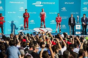 Berlin stardom for Formula E Super Fan