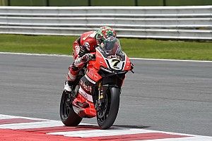 Gara 1 da dimenticare per Ducati. Davies chiude 4° in rimonta