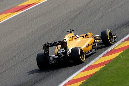 Magnussen suffered cut ankle in Belgian GP crash